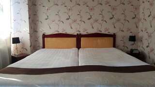 Отель Hotel Cantemir Бухарест-5