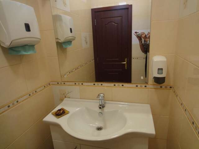 Отель Hotel Cantemir Бухарест-21